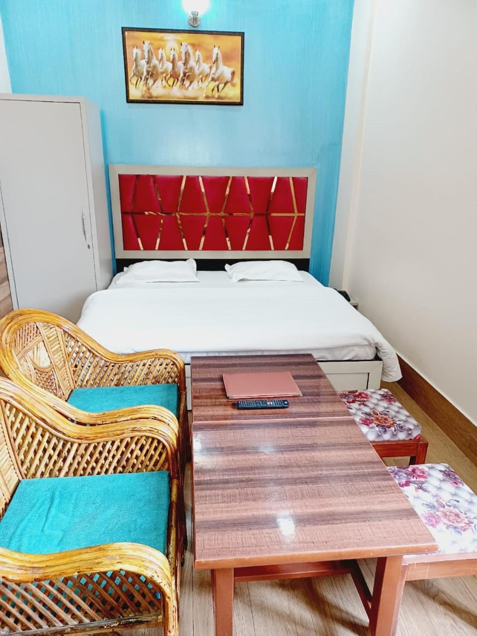 Paradise Home Stay Rāni Pokhri Dış mekan fotoğraf