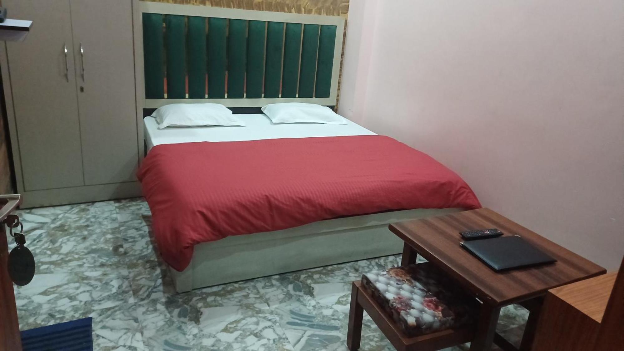 Paradise Home Stay Rāni Pokhri Dış mekan fotoğraf