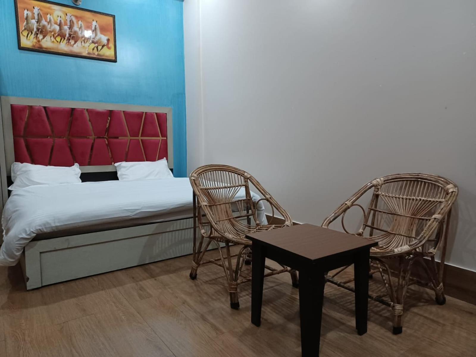 Paradise Home Stay Rāni Pokhri Dış mekan fotoğraf